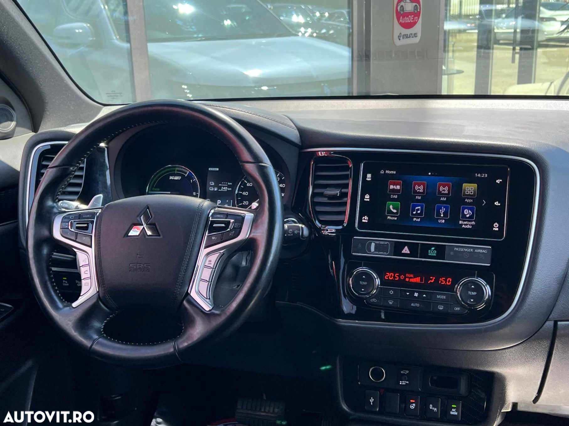 Mitsubishi Outlander - 7