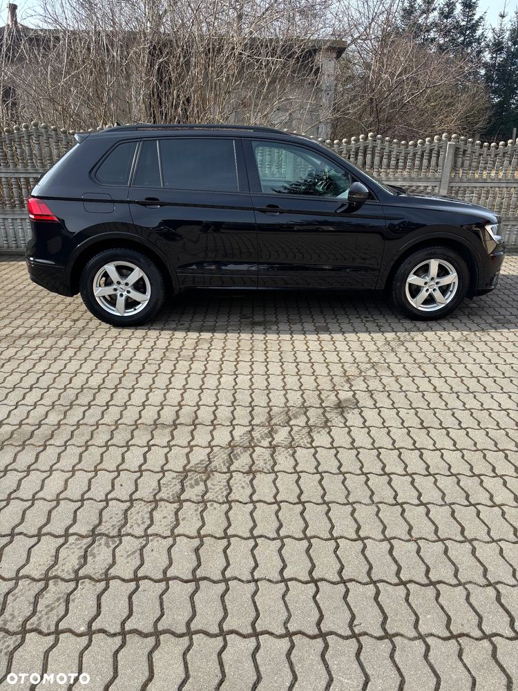 Volkswagen Tiguan - 14