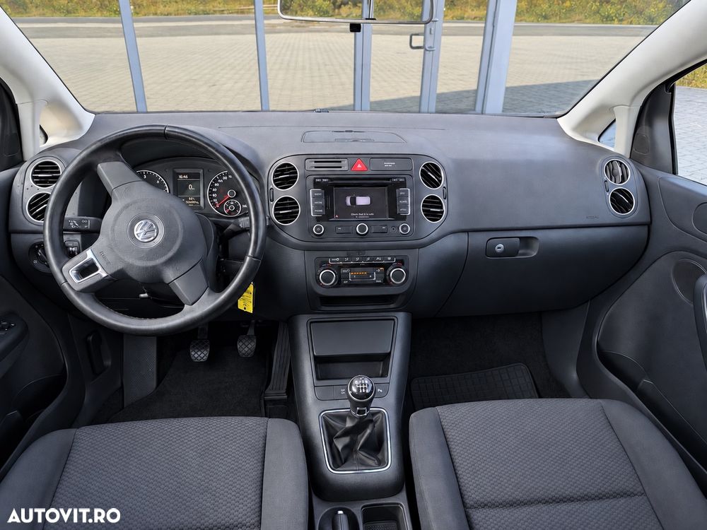 Volkswagen Golf - 5