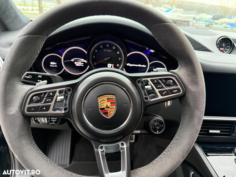 Porsche Cayenne Coupe - 23