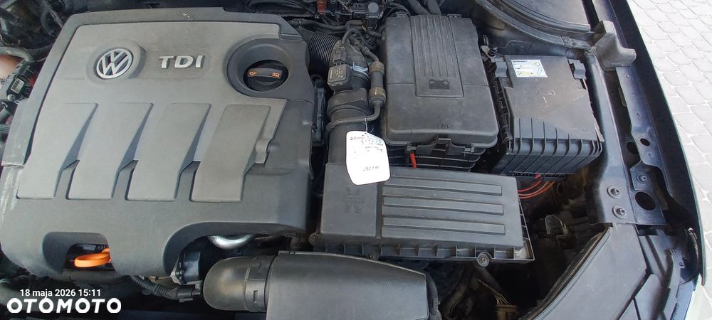 Volkswagen Passat - 30