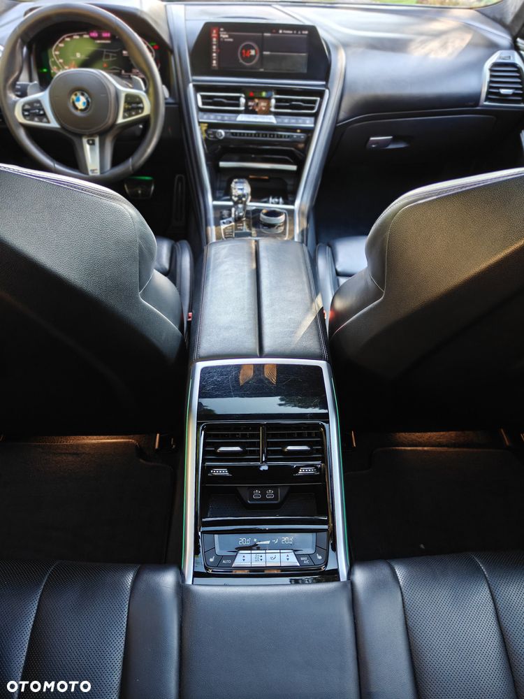 BMW Seria 8 - 9