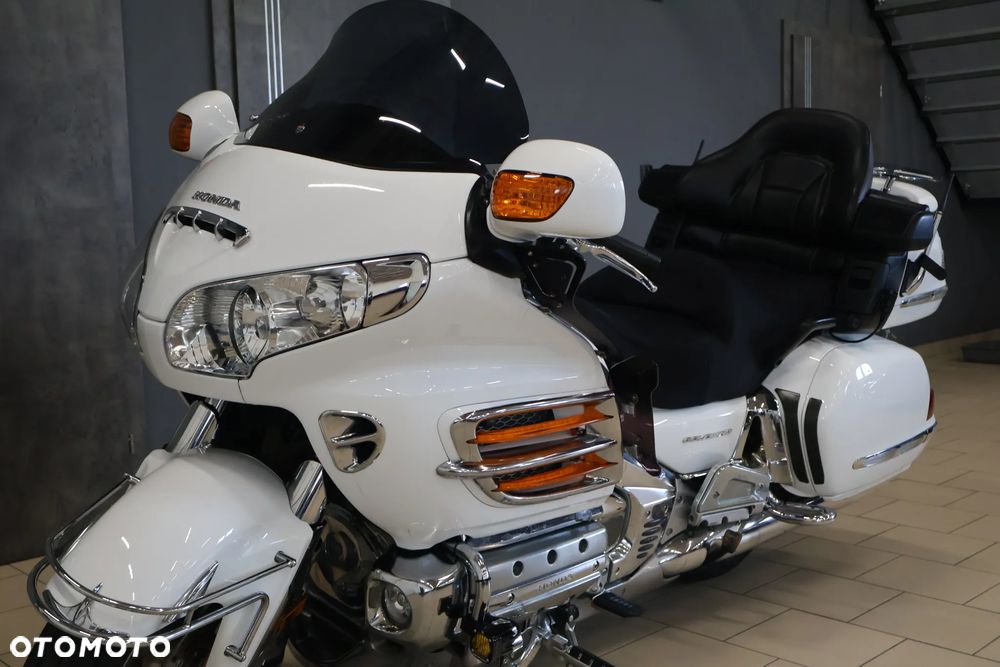 Honda GL - 18