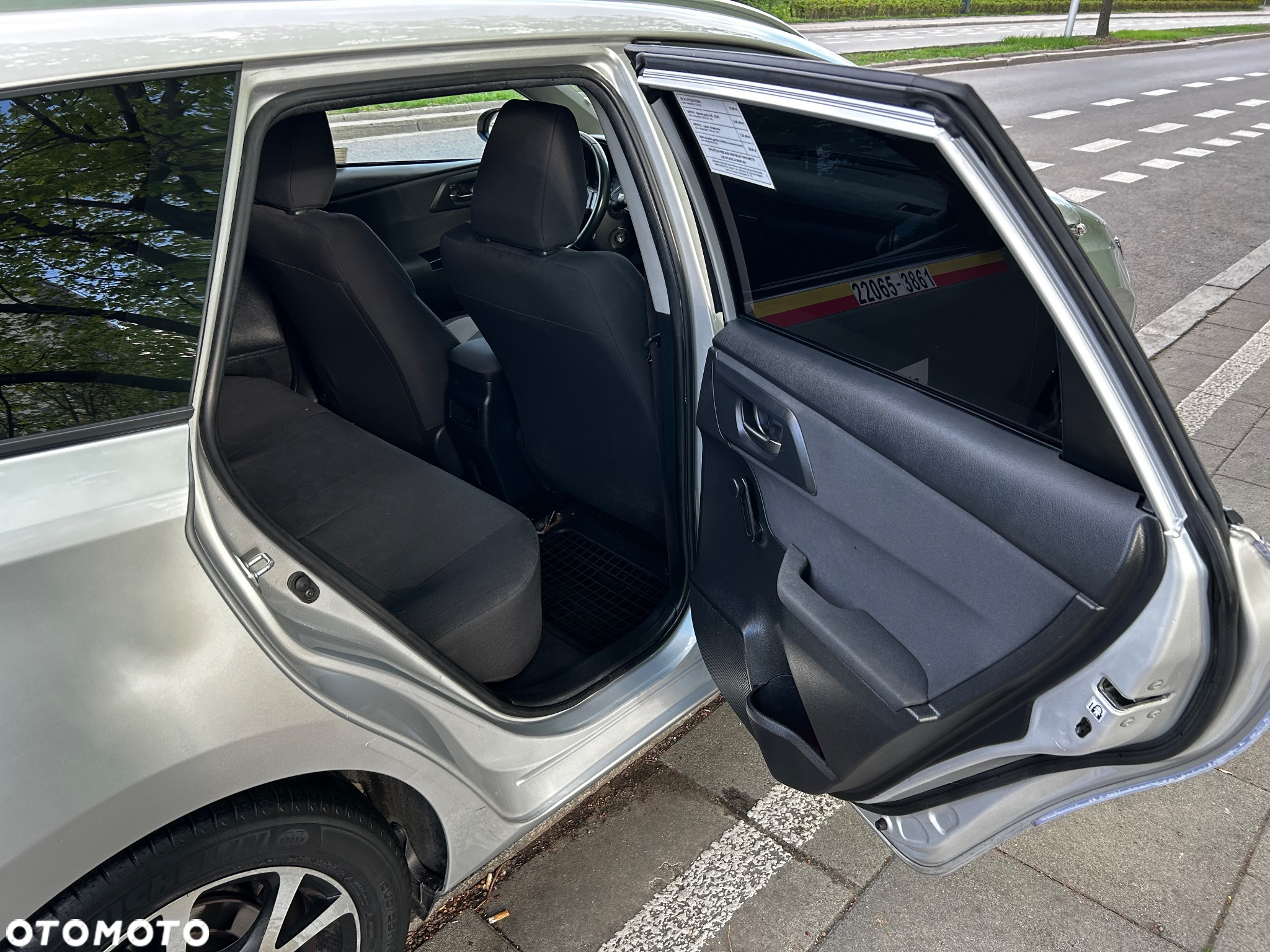 Toyota Auris - 14
