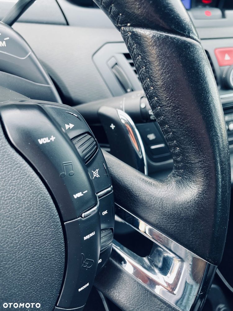 Citroën C4 Grand Picasso - 19