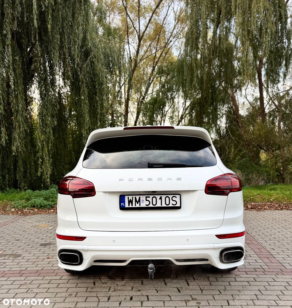 Porsche Cayenne Platinum Edition - 11