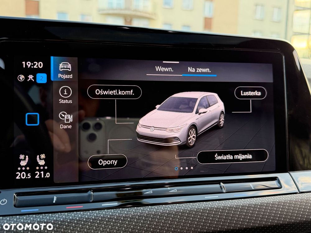 Volkswagen Golf - 21