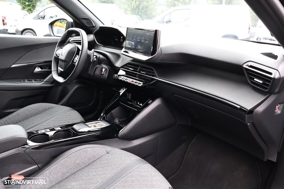Peugeot 2008 1.2 Hybrid Allure e-DCS6 - 12