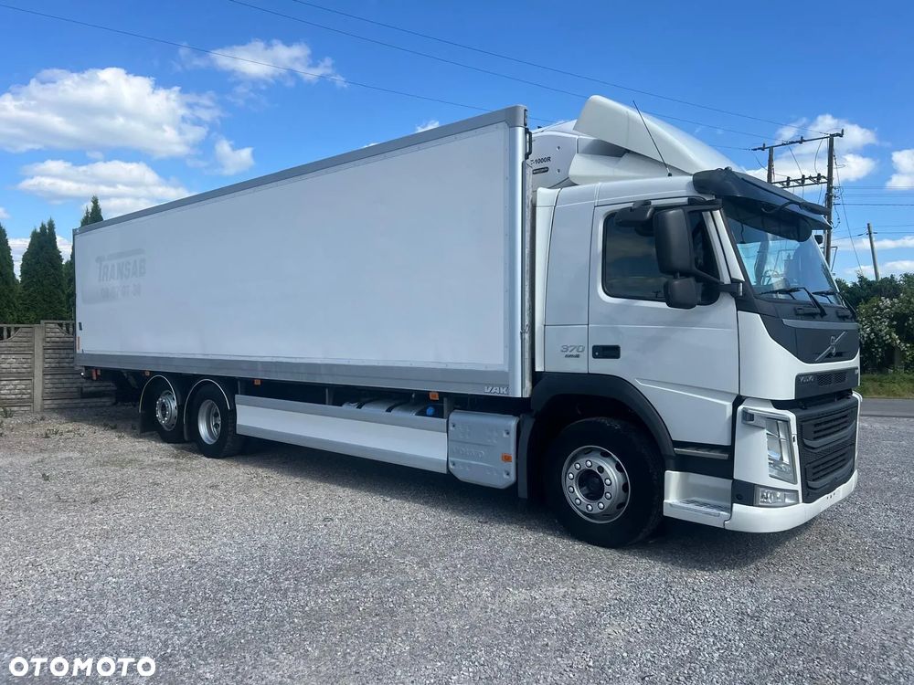 Volvo FM 370 / 6x2 / Chłodnia / Winda / - 4