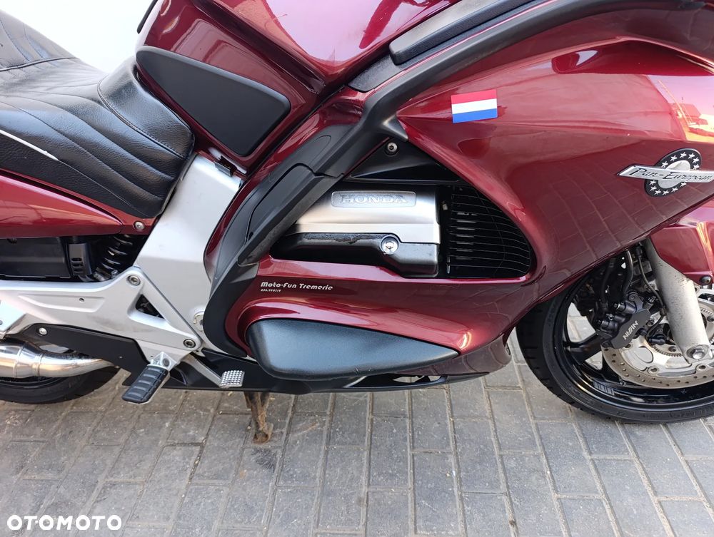 Honda ST - 32