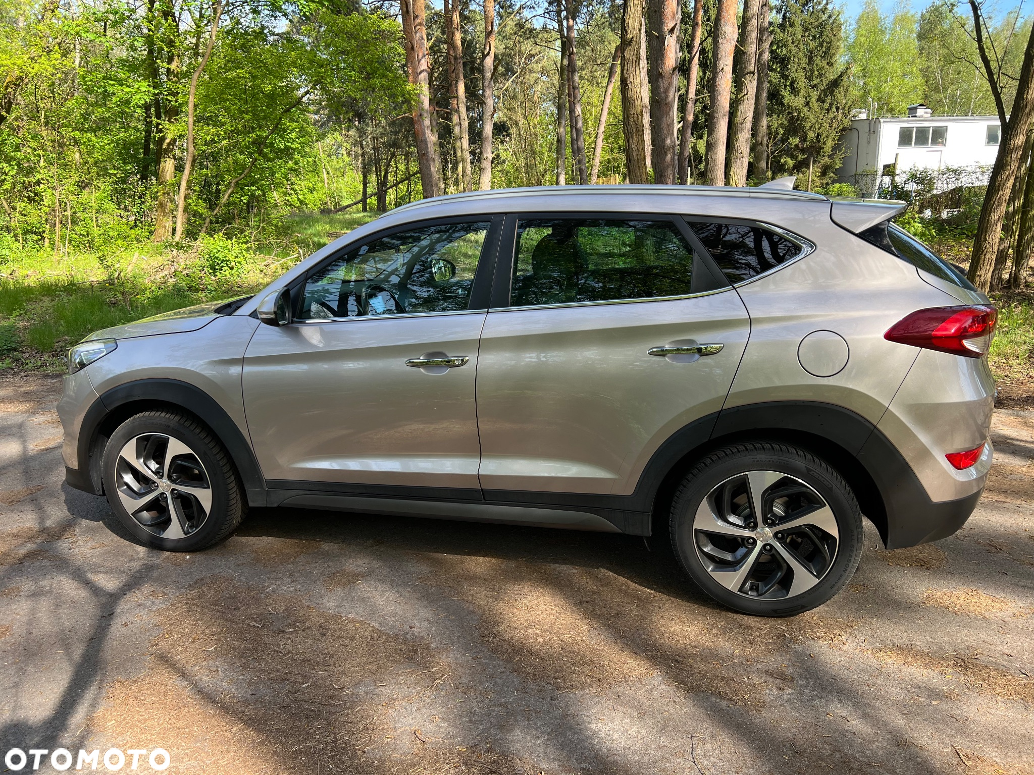Hyundai Tucson 2.0 CRDI BlueDrive TourdePologne 2WD - 11