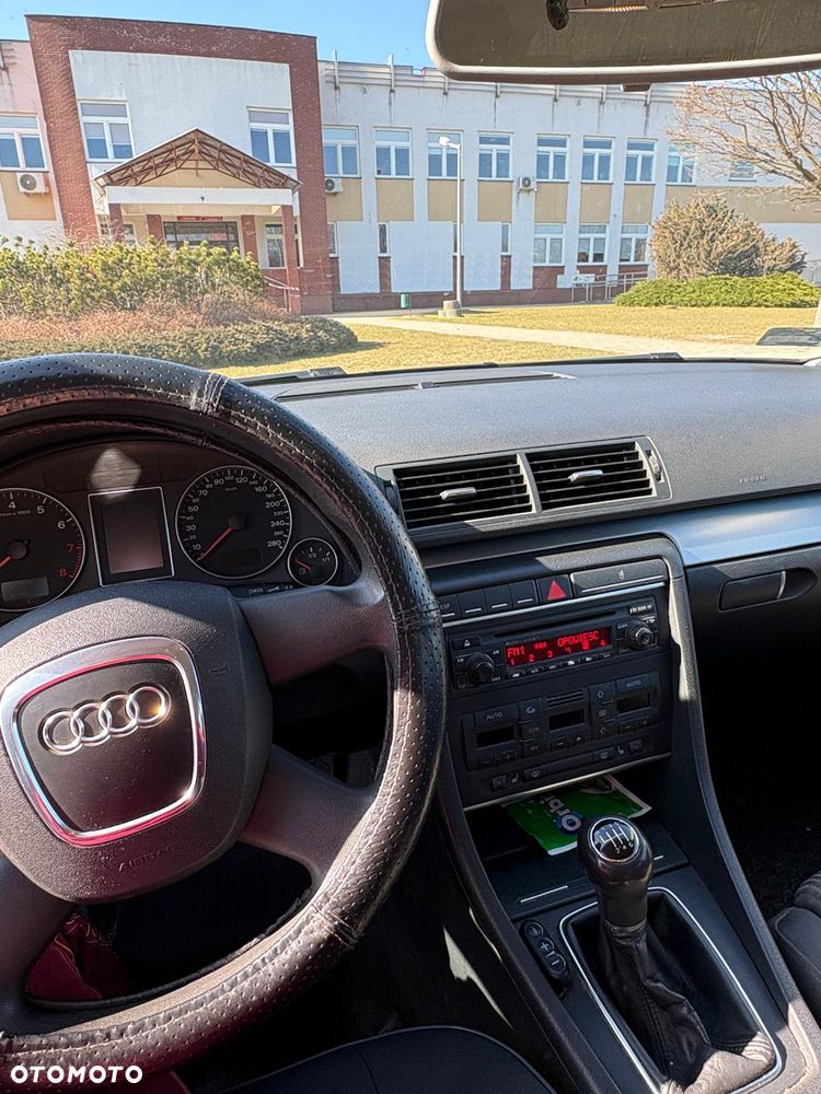 Audi A4 Avant 2.0 T FSI - 8