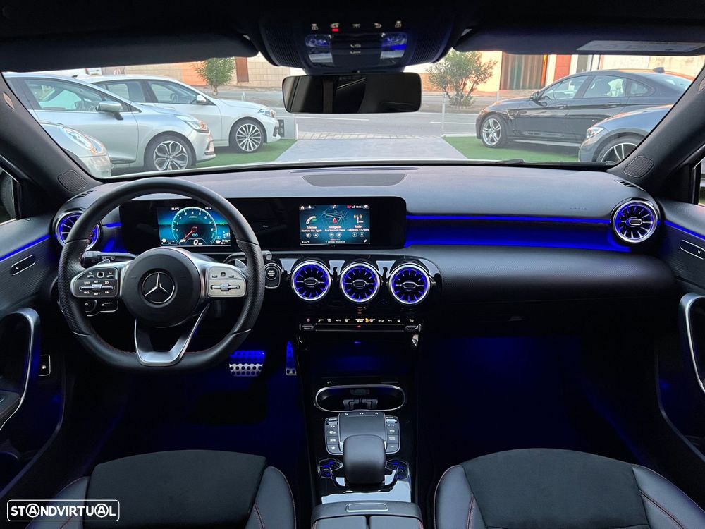 Mercedes-Benz A 250 e AMG Line - 14