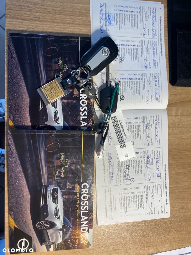 Opel Crossland X 1.2 T Design Line S&S - 28