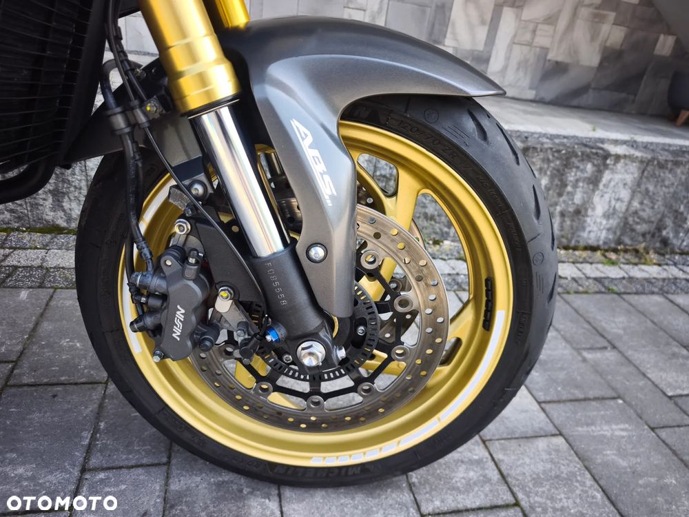 Honda CB - 22