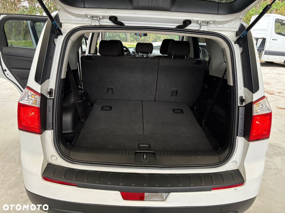 Chevrolet Orlando - 13