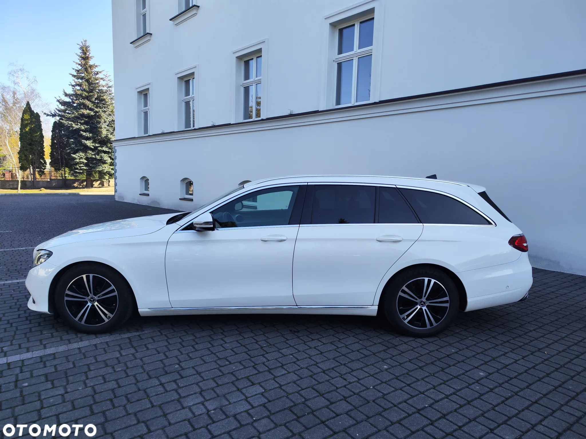 Mercedes-Benz Klasa E 220 d Avantgarde - 17