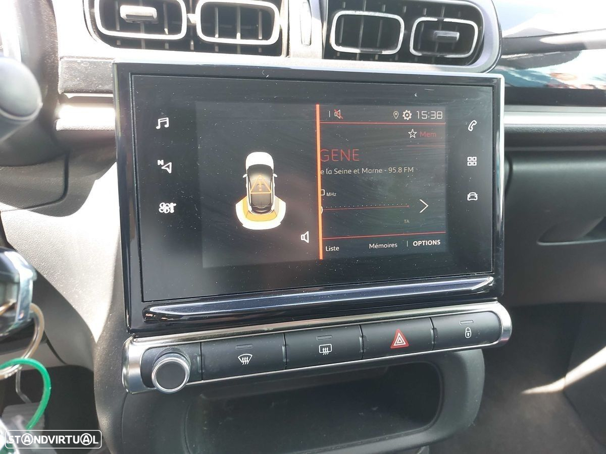 Citroën C3 1.2 PureTech Shine - 16