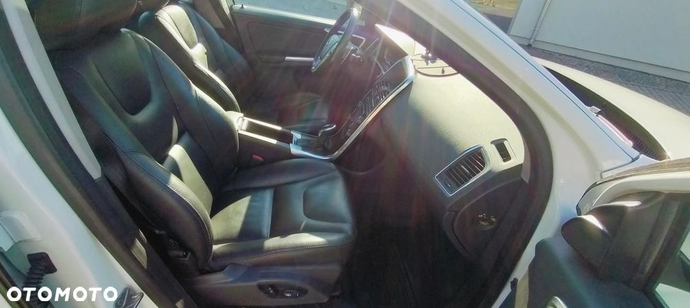 Volvo XC 60 D5 AWD Ocean Race - 20