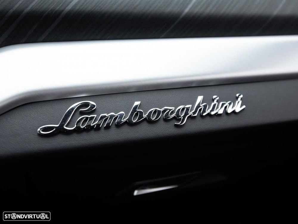Lamborghini Urus - 18