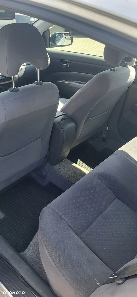 Toyota Prius 1.5 VVT-i Sol - 13