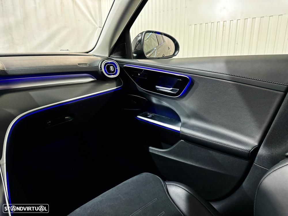 Mercedes-Benz C 300 e 9G-TRONIC AMG Line Advanced - 23