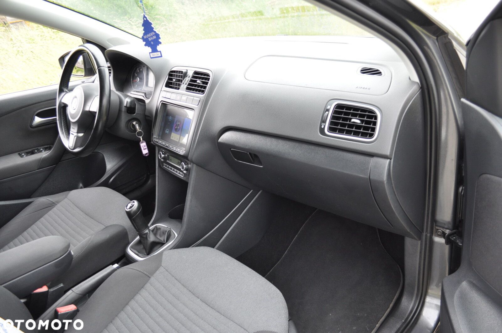 Volkswagen Polo - 10