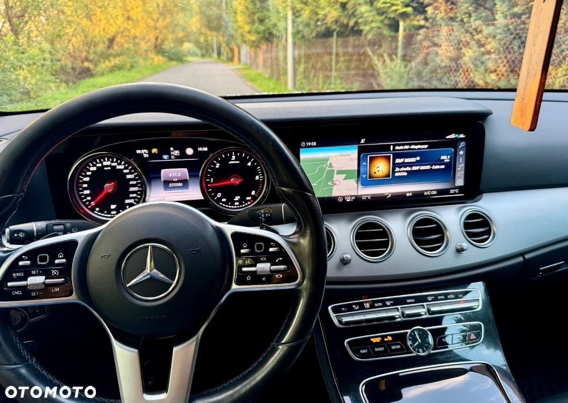 Mercedes-Benz Klasa E 220 d Business Edition 9G-TRONIC - 5