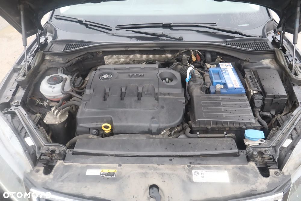 Skoda Superb 2.0 TDI Sportline DSG - 14