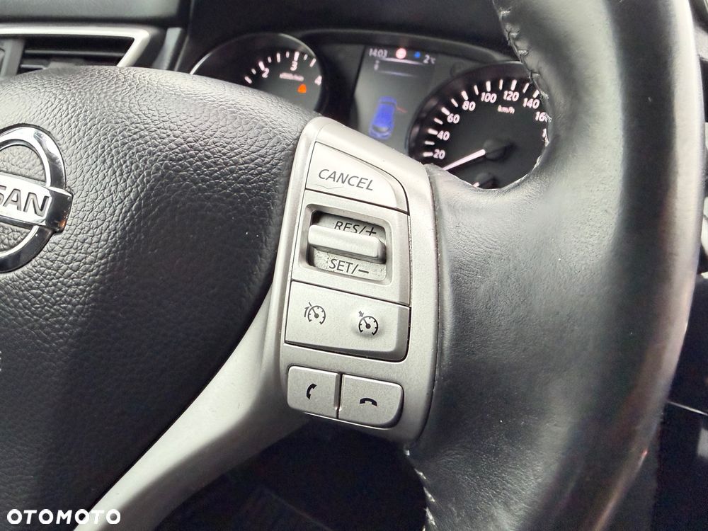 Nissan Qashqai 1.5 dCi Tekna - 16