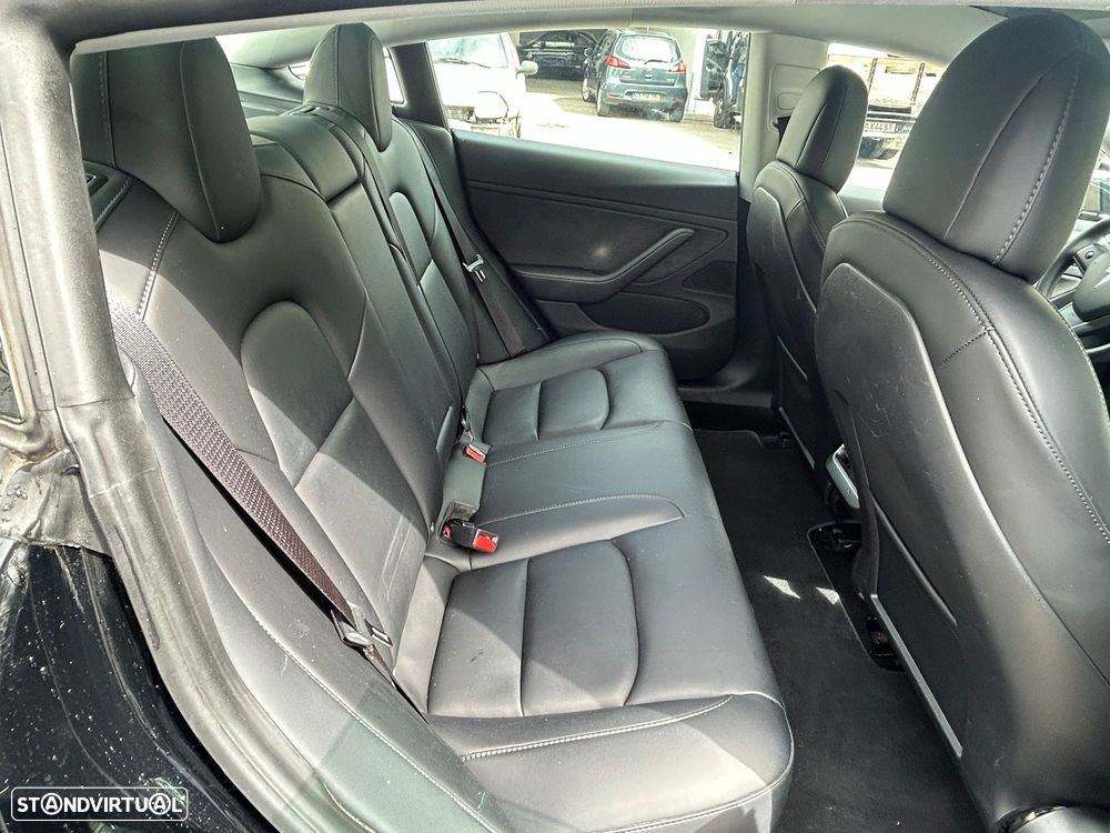Tesla Model 3 Long-Range Dual Motor AWD - 11