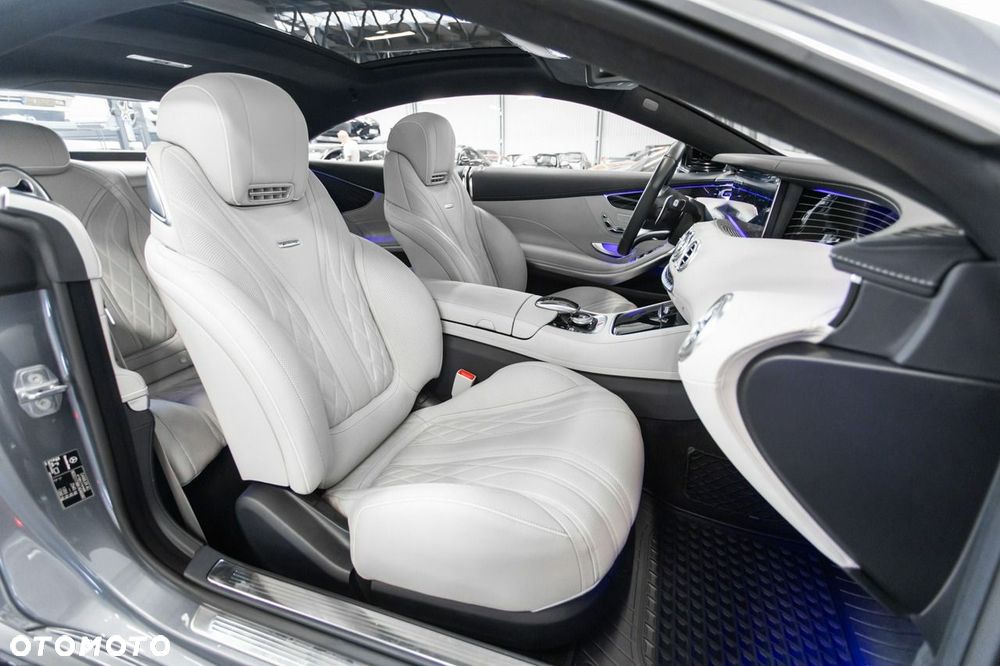 Mercedes-Benz Klasa S AMG 63 4-Matic+ 9G-TRONIC - 28