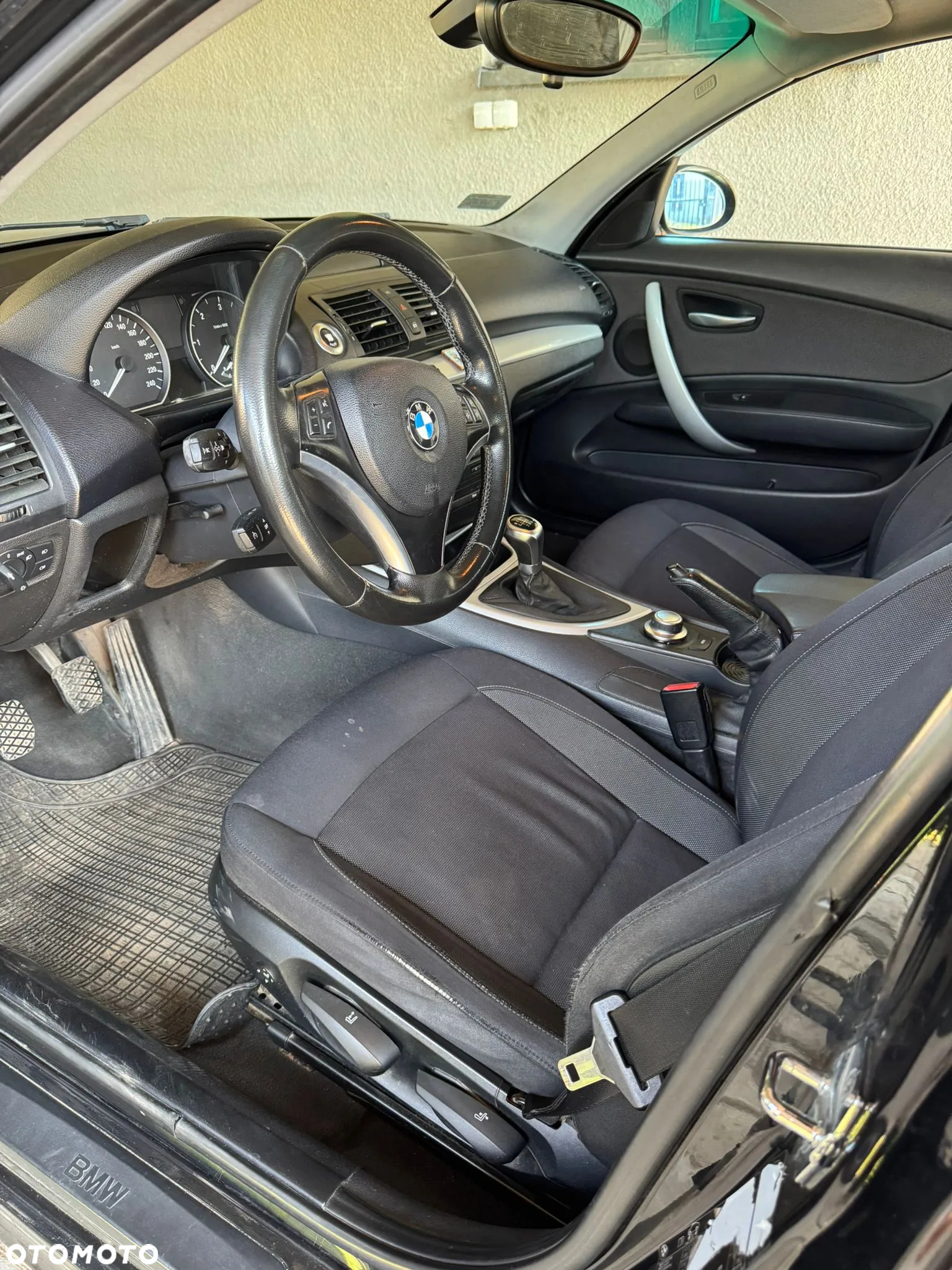 BMW Seria 1 118d - 15