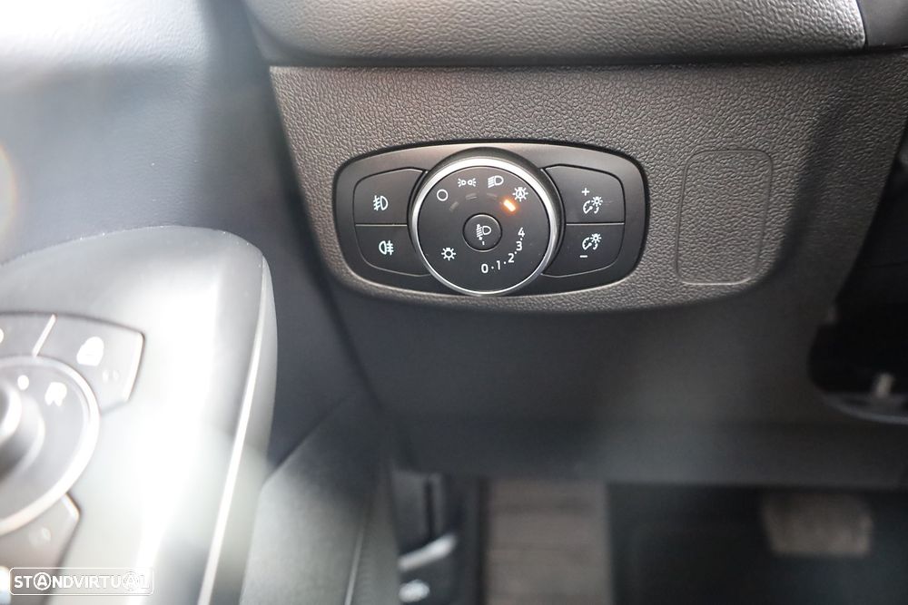 Ford Focus SW 1.0 EcoBoost MHEV ST-Line Aut. - 34