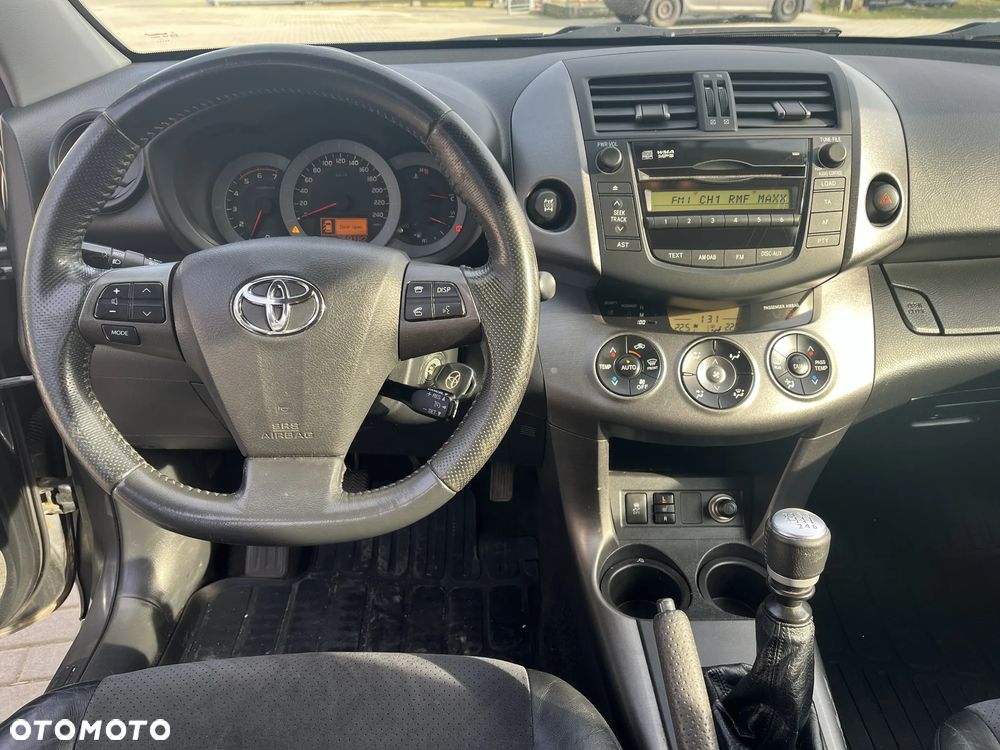 Toyota RAV4 2.2 D-4D 2010 - 3