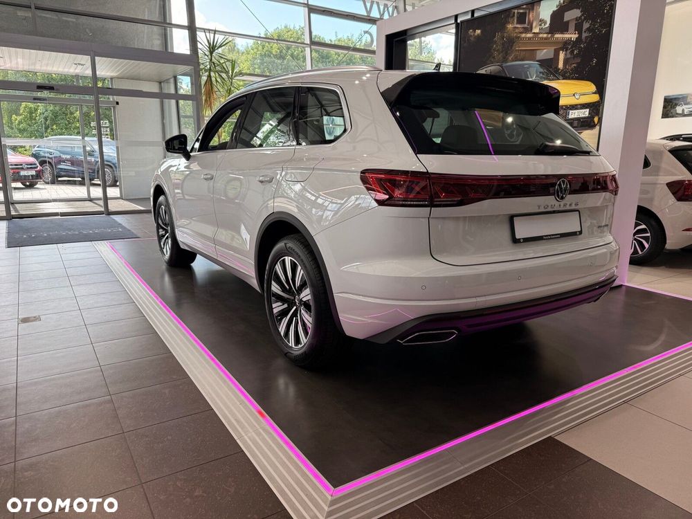 Volkswagen Touareg - 3