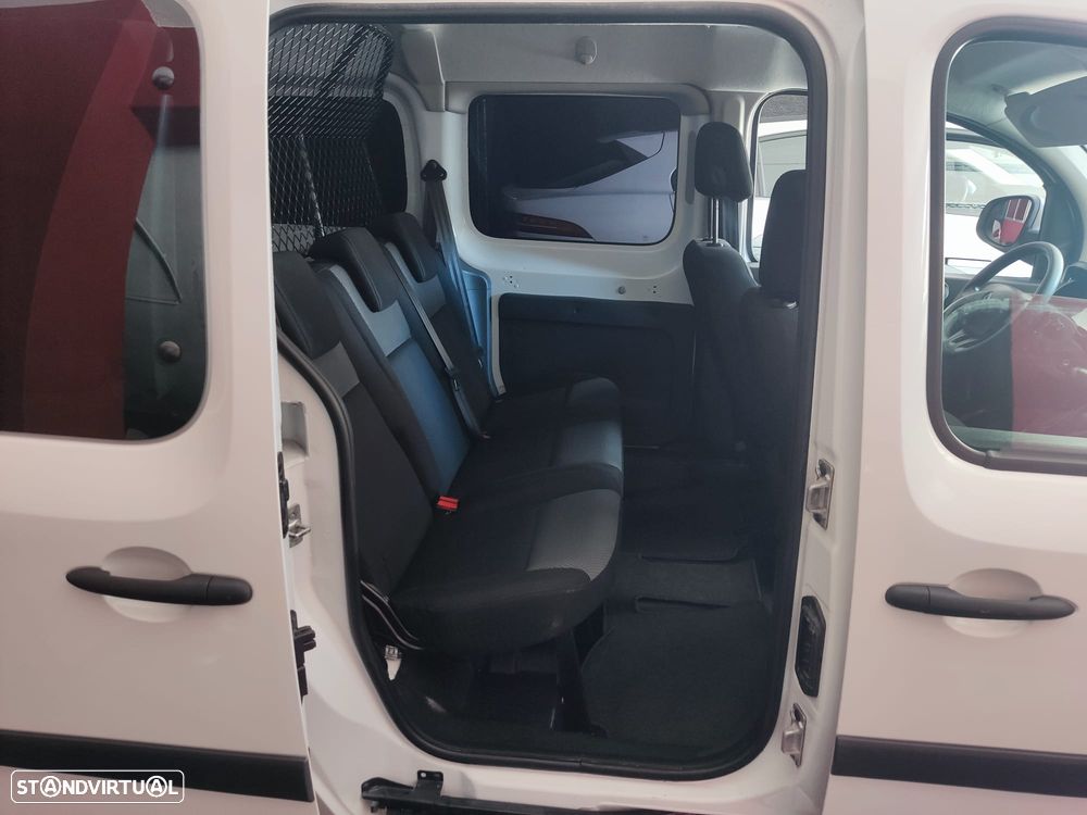 Renault Kangoo Z.E. 33 - 17