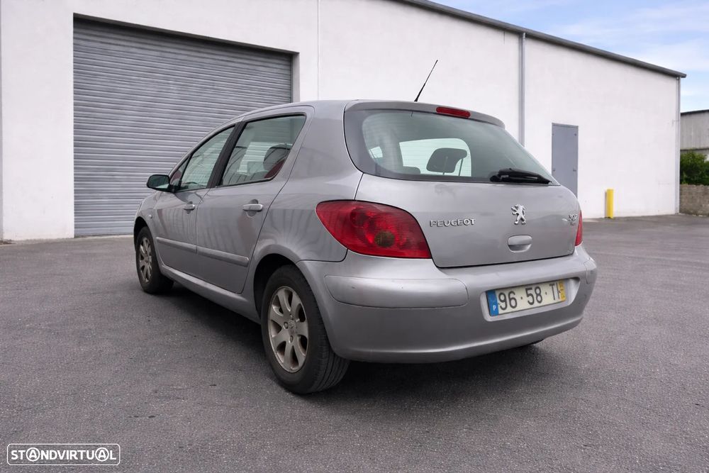 Peugeot 307 1.4 HDi Premium - 4