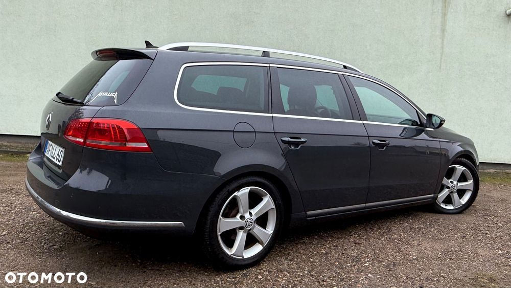Volkswagen Passat 2.0 TDI BlueMotion Technology Exclusive - 19