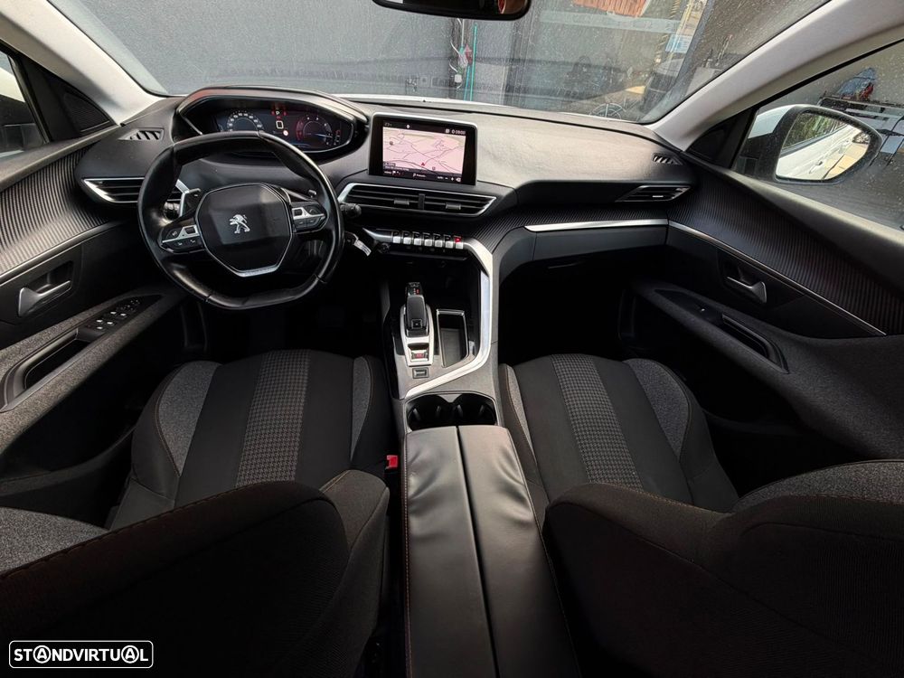 Peugeot 3008 1.5 BlueHDi Allure EAT8 - 22