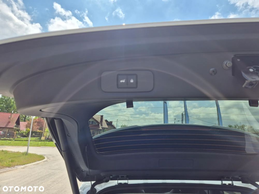 Nissan Qashqai 1.3 DIG-T MHEV Tekna+ Xtronic - 23