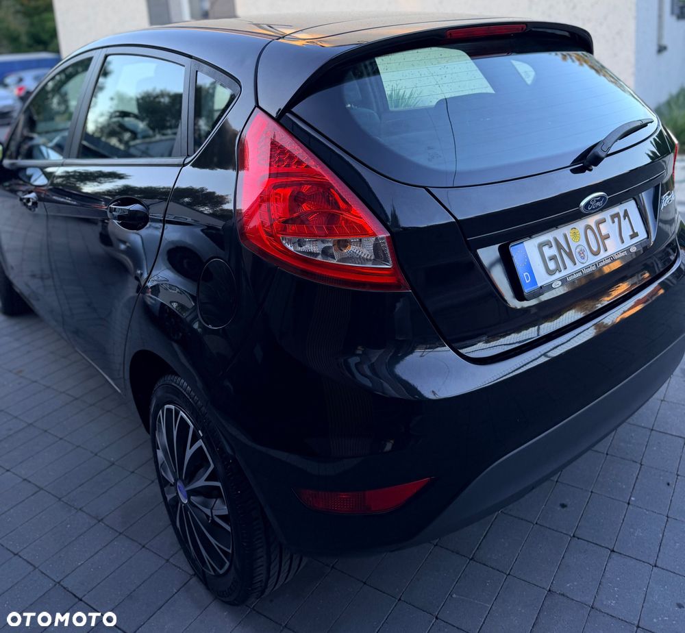 Ford Fiesta 1.25 Titanium EU5 - 19