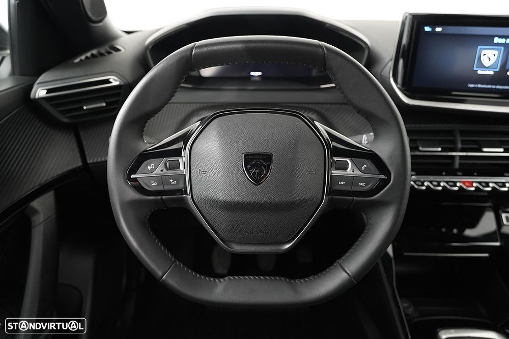 Peugeot 2008 1.2 PureTech Allure EAT8 - 15