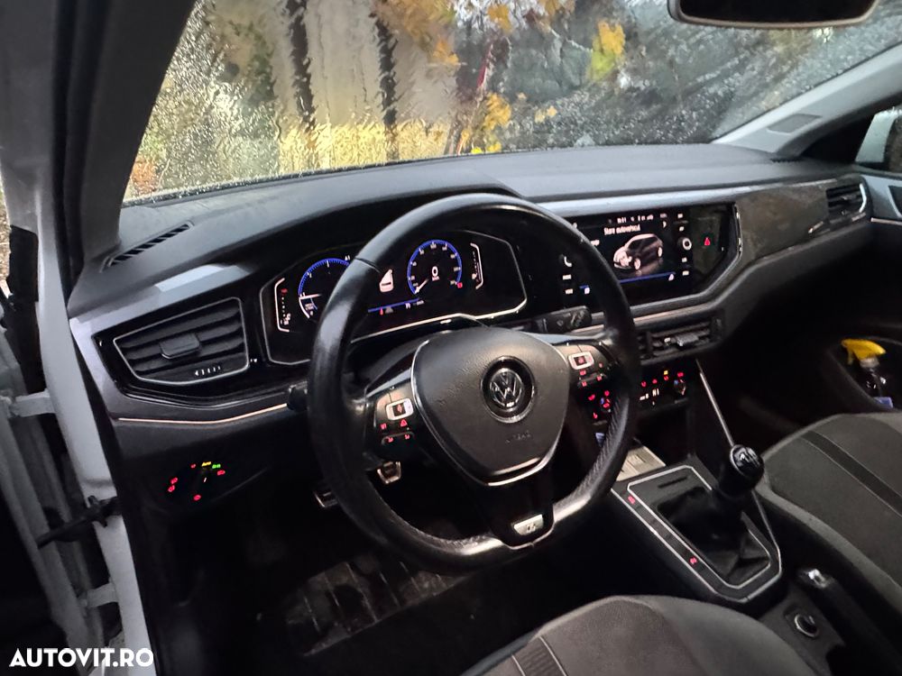 Volkswagen Polo 1.6 TDI Highline - 16