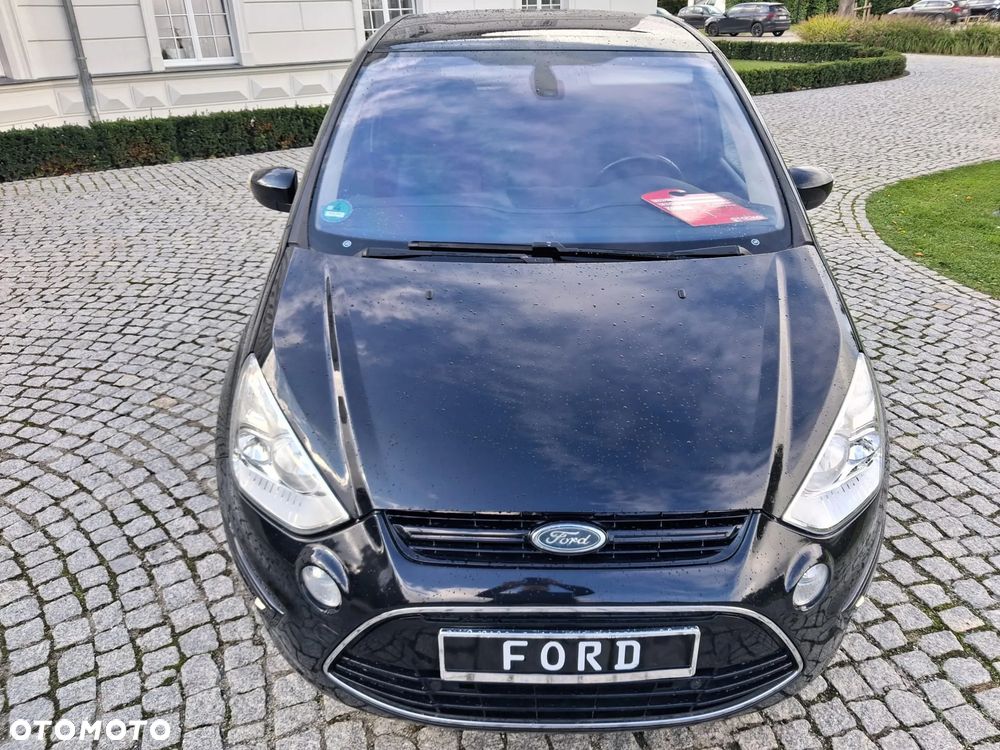 Ford S-Max - 14