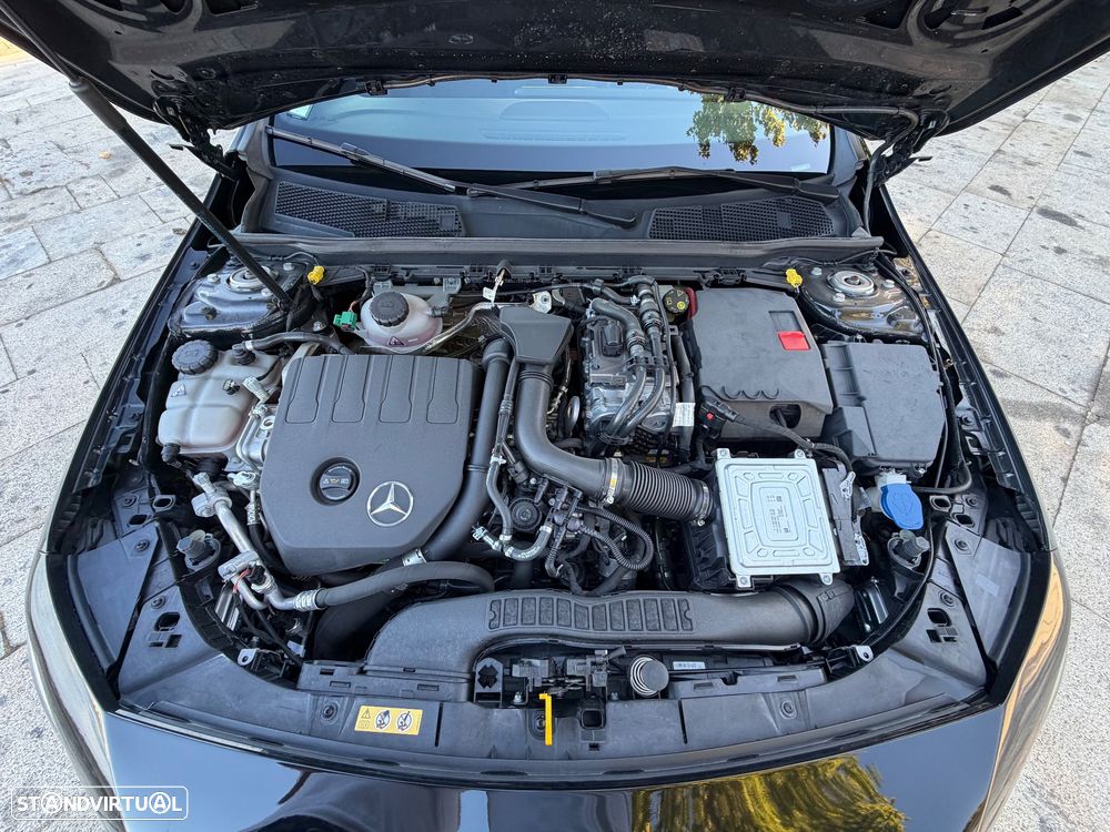 Mercedes-Benz A 250 e AMG Line — fotografia 36