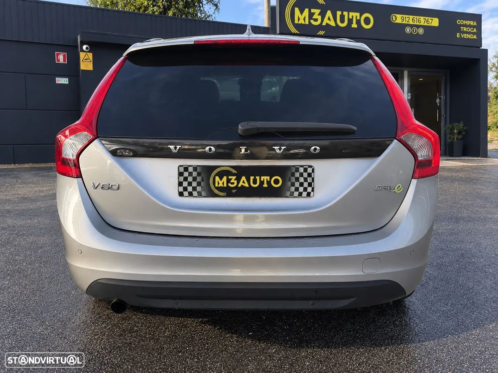 Volvo V60 DRIVe Momentum - 5