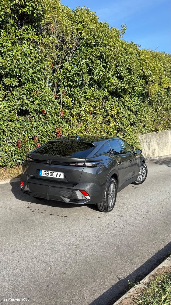 Peugeot 408 - 25