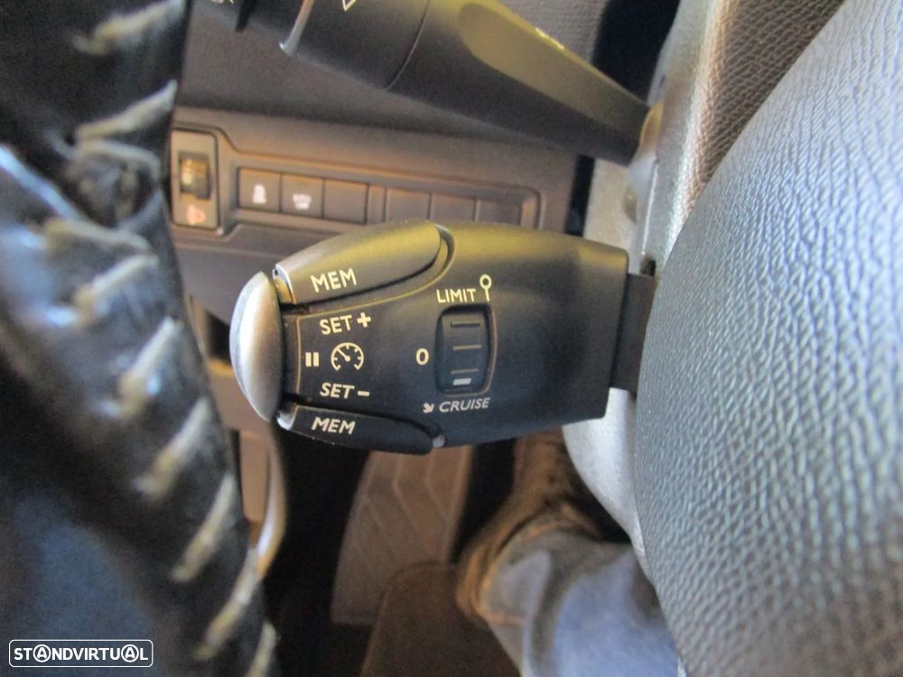 Peugeot 308 SW BlueHDi 120 Stop & Start Allure - 24