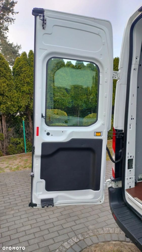 Ford Transit - 10